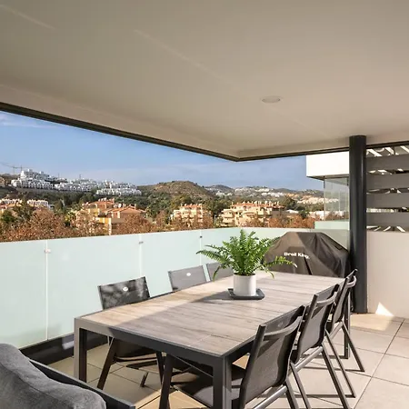 Apartment 3 Bedroom In The Heart Of La Cala *